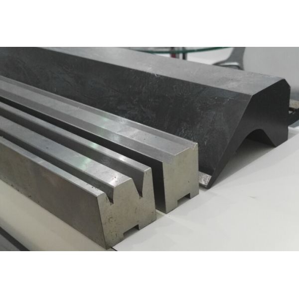 Customizable European Style Press Brake Tooling 42CrMo Section Punch / Die Molds