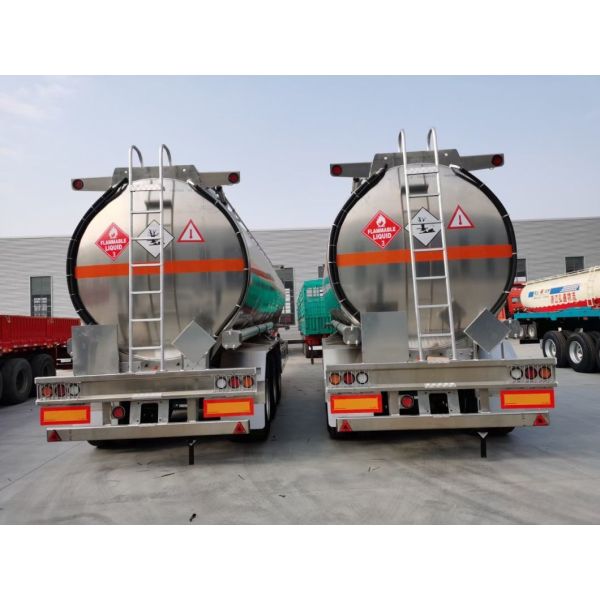 3 Axle Natural Gas Petroleum Gasoline Transport Fuel Tank Truck Semi Trailer