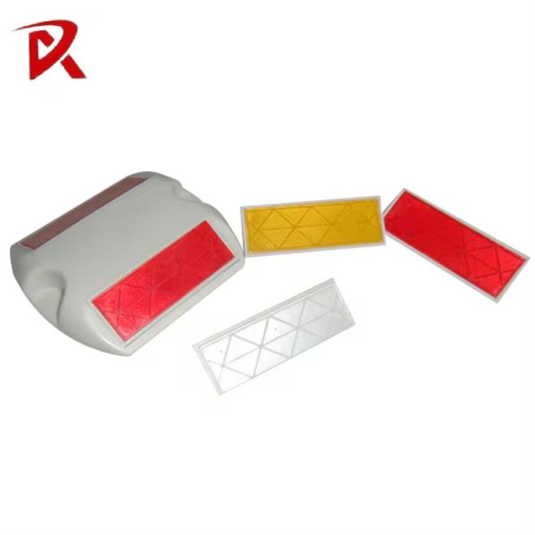 72x27x3.8mm Cat Eyes 8g Road Reflector For Plastic Stud Raised Pavement Marker