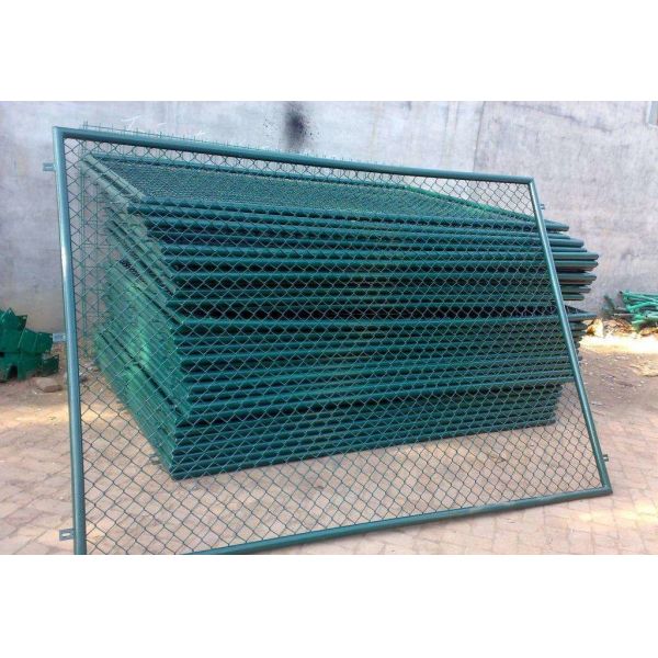 PVC Coated Chain Link Fence Hot DIP Galvanized With Diamond Hole 6FT Height