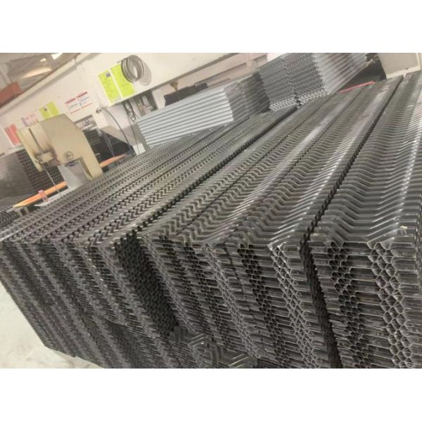 Drift Eliminator In Cooling Tower Black Honeycomb Cellular PVC Drift Eliminator