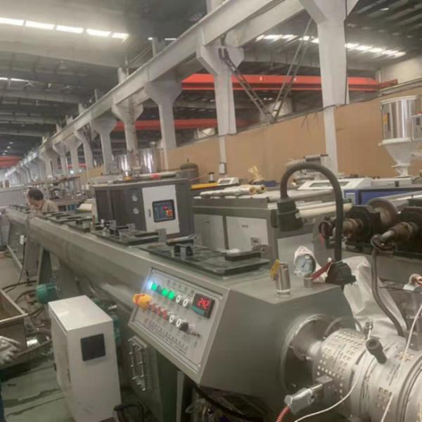 Three Layers Plastic Production Line Cling Film Making Machine Automatic Stretch Film Making Machinery