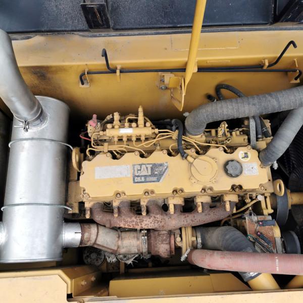 20 Ton Cat 320D2 Excavator with Original Hydraulic Cylinder and 2668 Working Hours