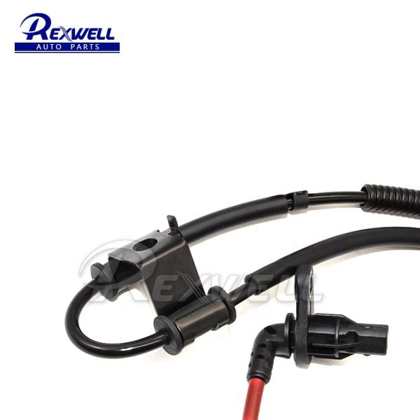 Hyundai Car Sensor Parts ABS Wheel Speed Sensor 956702E310