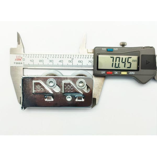 SS201 Iron Nylon Sliding Door Roller Modern European Style Non Staining