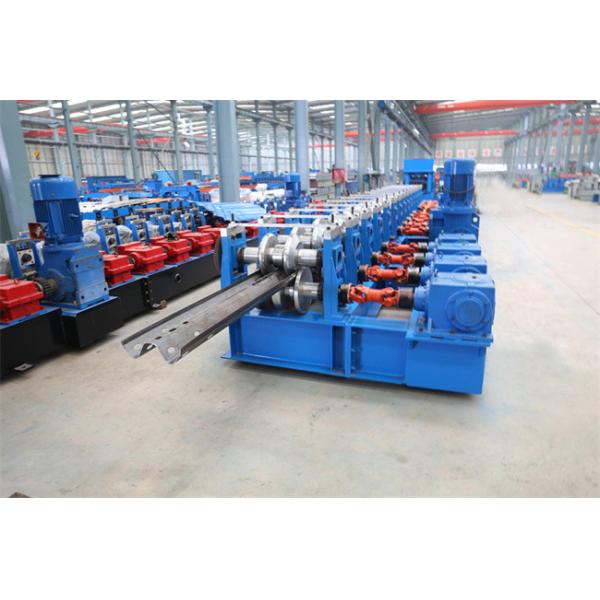 Gearbox W Shaped Highway Guardrail Forming Machine 380V For Road
