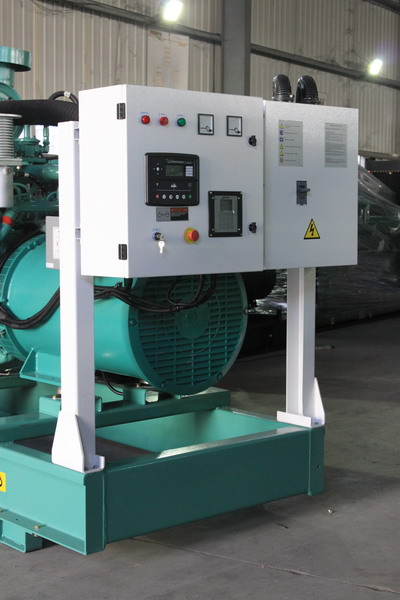 Industrial 300 Kva Portable Natural Gas Generator Set Doosan For Home 600A