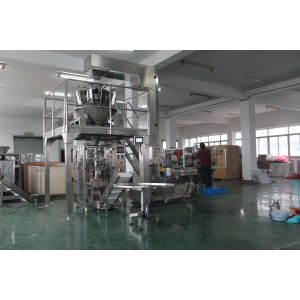 Weighing PE Film Automatic Food Packing Machine For Biscuit