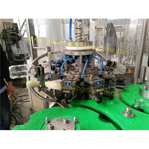 Black / Green Tea Water Glass Filling Machine Adopting Clip Bottleneck Technology