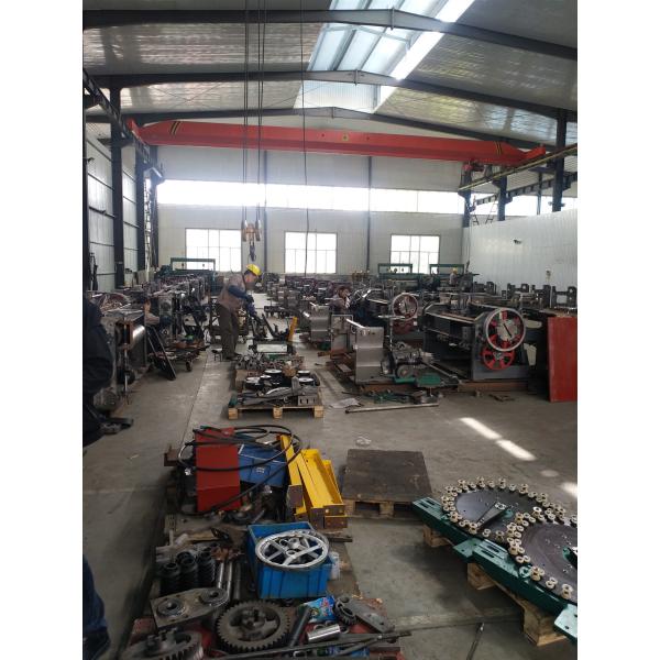 Full automatic 1.3m and 1.6m width 20mesh-80mesh (0.45mm-0.12mm) metal wire mesh weaving machine