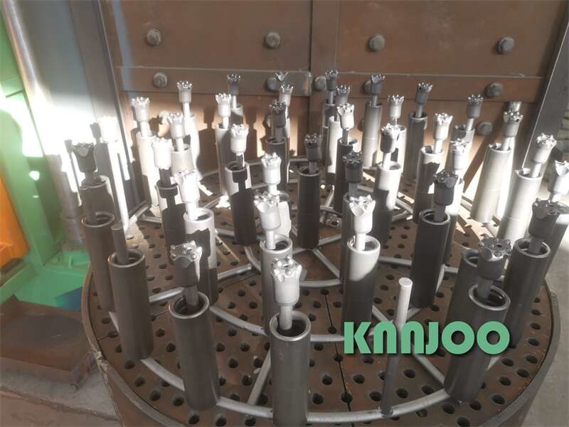 China Double Station Turntable Shot Blasting Machine Heat Treatment wholesale