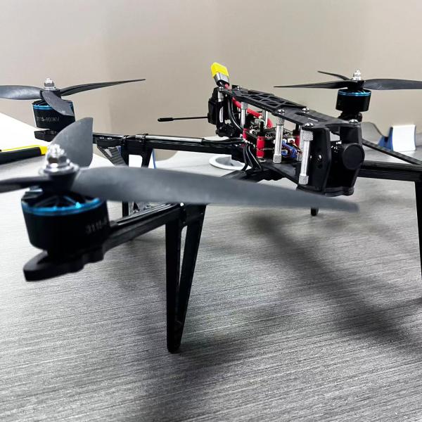 7 Inch Fpv Drone Kit Quadcopter Remote Control Drone 3.3G 2.5w 4w VTX Image Transmission Distance of 3km Racing Drones