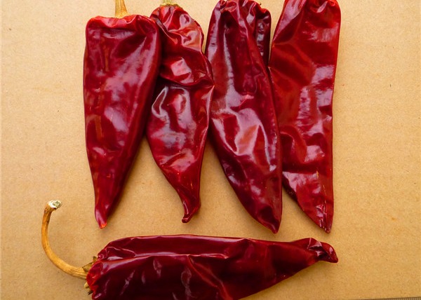 China GMP Dried Red Chilli Peppers 2CM Dehydrated Lantern Pepper 2 Year Shelf Life wholesale