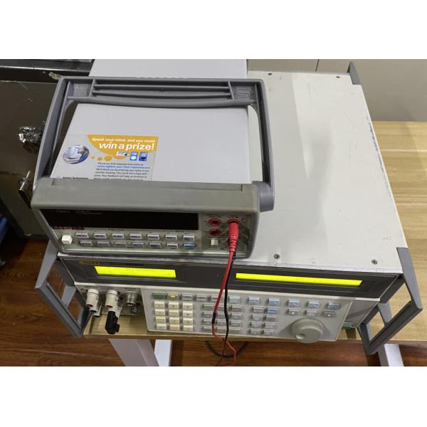 Recycle Portable RS-232 Multi Function Calibrator Bench Multimeters Fluke 5520A
