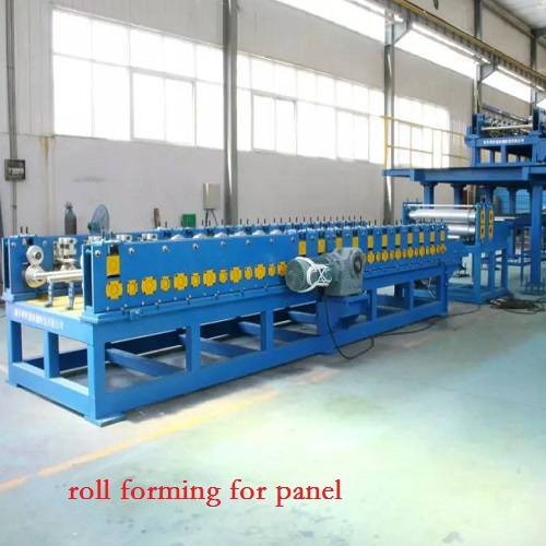 High Speed Sandwich Panel Machine 8 - 12 M / Min Production Capacity 5.5 KW Power