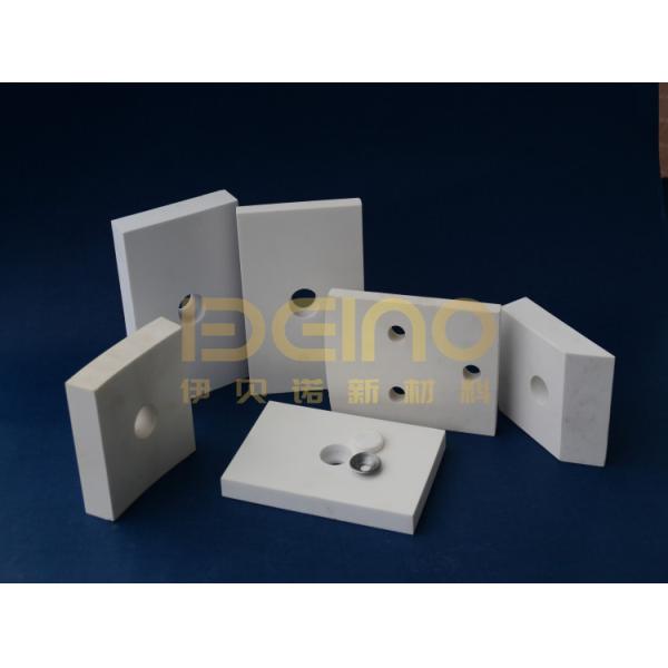 Hexagonal Structure Alumina Ceramics Sheet Wear Resistance Smooth Surface