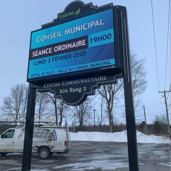 Outdoor Iron Cabinet P4 P5 P6 Led Display Screen for Advertising Digital Billboard