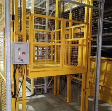 CE Certified 4kw Motor Power 3000kg Load Capacity 6m Lift Height Hydraulic Cargo Guide Rail Lifting Platform