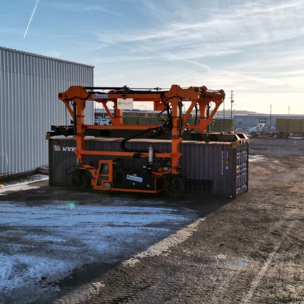 Straddle Carrier 35t