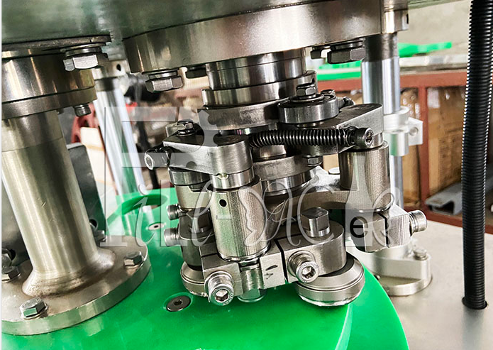 Single Head Servo Aluminum Tin Can Sealer Machine Automatic