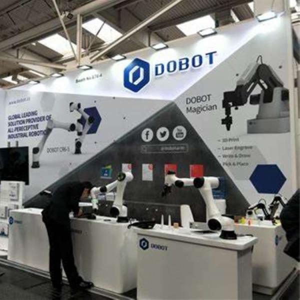 Collaborative Robot Arm 6 Axis CR16 China Robot Payload 16kg For Loading And Unloading As Cobot