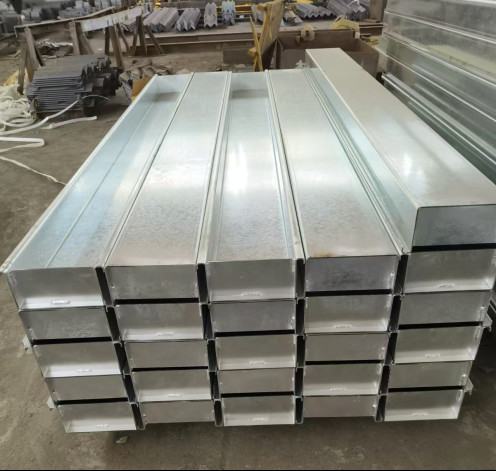 Durable Versatile Concrete Retaining Wall Sleeper Molds With Customizable