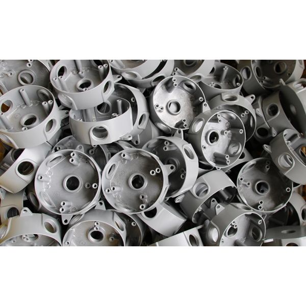 4" Round Waterproof Electrical Box With 5 Outlet Holes Aluminum Die Cast MATERIAL