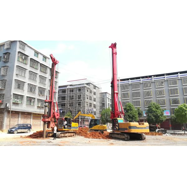 TR100 Rotary Hydraulic Drilling Rig For Foundation Engineering Max Output Torque 100 KN.M