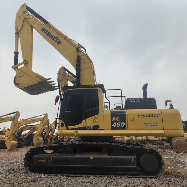 Secondhand Komatsu PC450-8 Heavy 45Ton Digger Adopts Hydraulic Japan Used Excavators