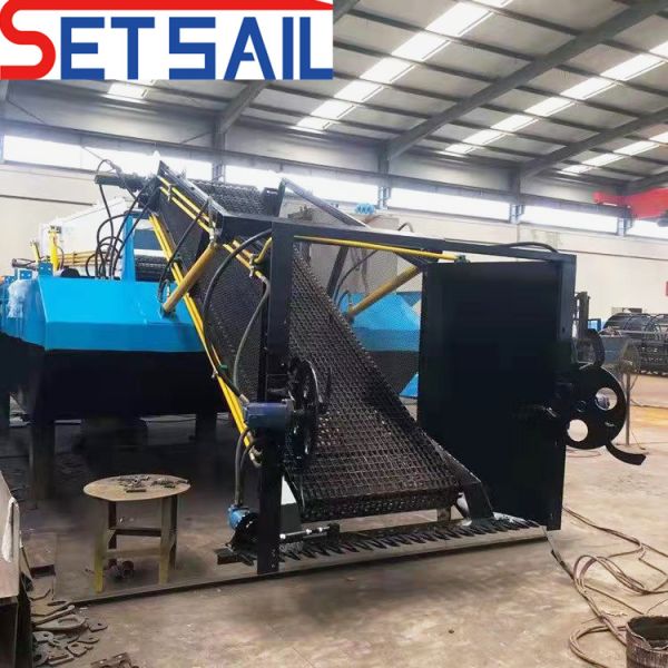 China Cheap Price Big Sea Weed Harvester for River Floating Waste