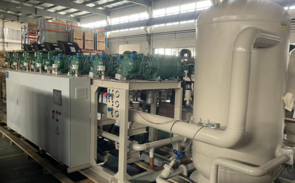 Kaideli 8 Parallel 820Hp Condensing Unit With Screw Compressors Rack