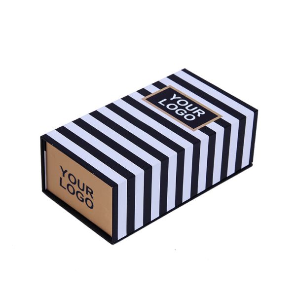 Strip Pattern Printing Logo Magnetic Box Packaging 1300gsm Luxury Magnetic Gift Box