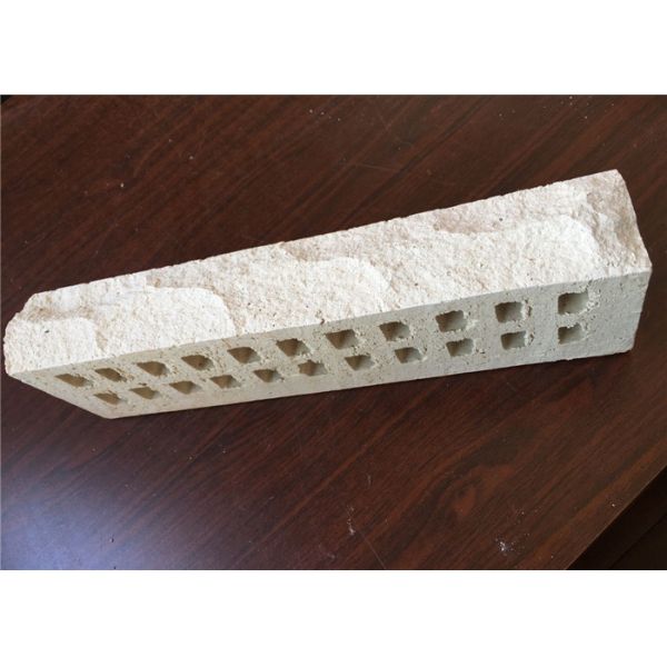 Special Mountain Shape White Perforated Clay Bricks High Strength For Long Life