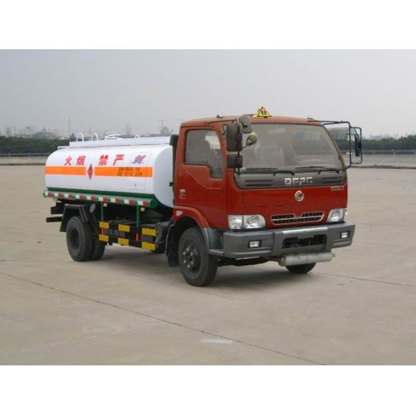 140HP Euro3 Dongfeng EQ5090GYY9AD3AC Fuel Tank Truck,Dongfeng Truck,Dongfeng Camions