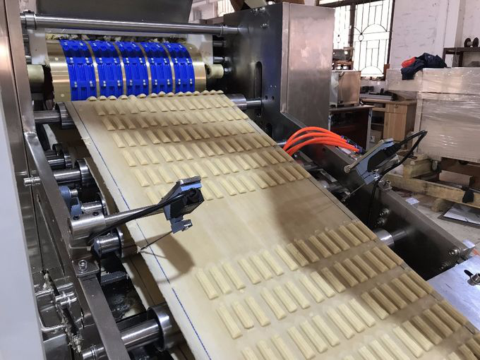 400x600mm Tray Type Small Scale Biscuit Making Plant ISO9001 Certified