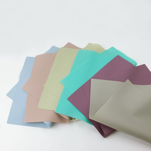 BPA Free Non Slip Kids Silicone Placemat Colorful With Customized Logo table mat desk mat