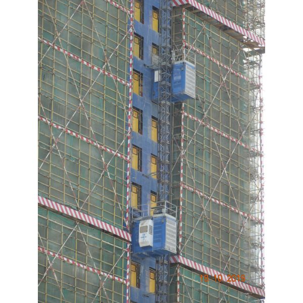 Frequency Conversion 3 Doors Rack Pinion Building Site Hoist