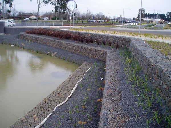 Professional Hexagonal Gabion Wire Mesh For Retaining Wall 2 - 4 Mm Wire Dia