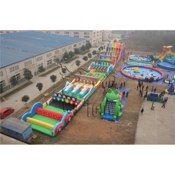 long exciting Inflatable obstacle course for adults
