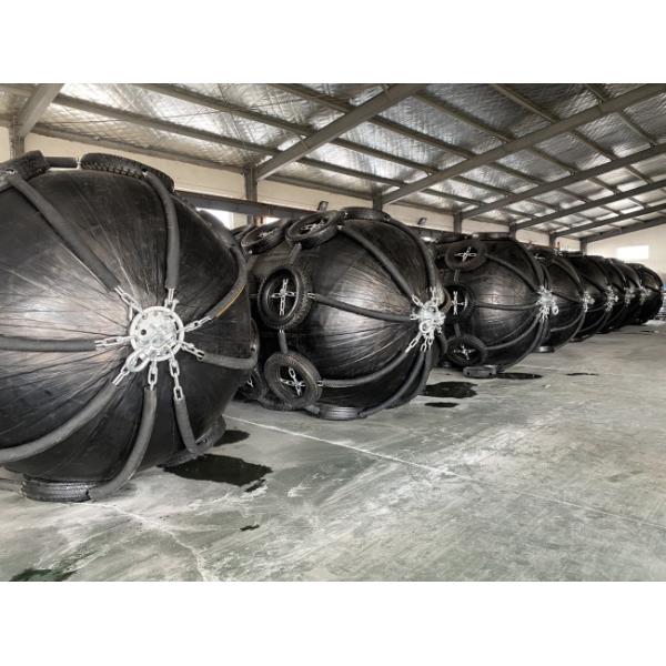 50kPa Ship Rubber Fender ISO 17357 Boat Docking Yokohama Floating Fenders