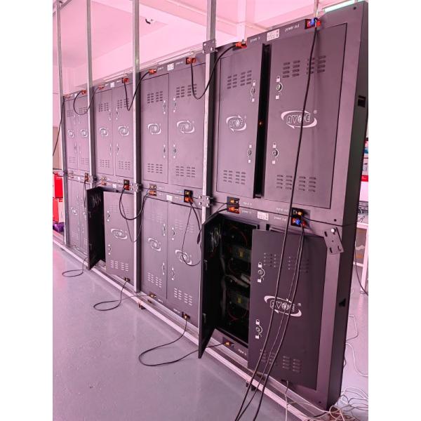 P4 SMD1921 5500nits Digital LED Advertising Board 960*960mm Cabinet