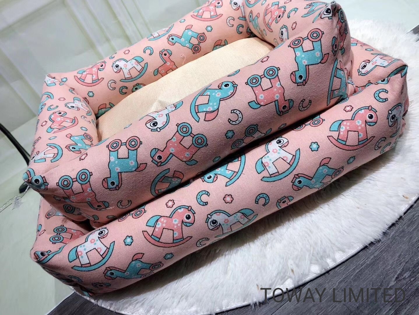 China Printing Cute Design Dog Beds Pup Cat Cool Sleeping Pads wholesale