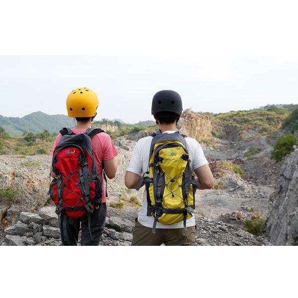 Outdoor Activities Safety Helmets Custom Logo Accepted for Mountaineering and Climbing