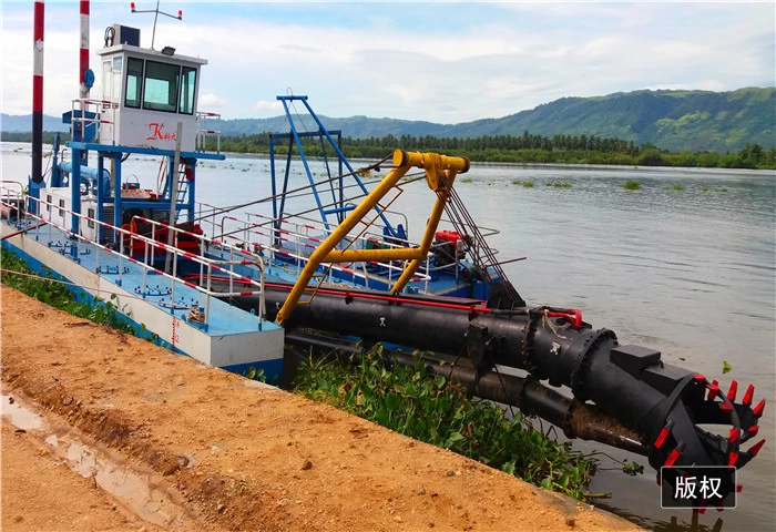 18" 3000m3/Hr Suction Dredger Ship 15m Sand Mining