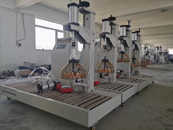 Spray Paint Filling Machine / Varnish Paint Filling Machine Paint Coating