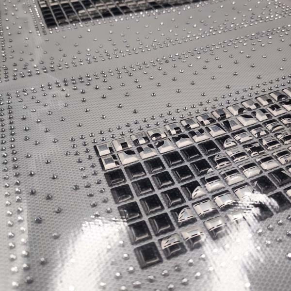 United Nations Logo Rhinestone Applique Patches Eco Friendly Customized Size