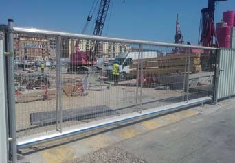 M500 Slidinggate 7m left Electric Heras Security Fencing