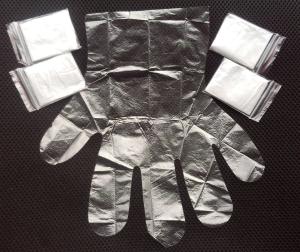China Multipurpose Individual Folded gloves foding gloves Pack Disposable Pe Gloves Clear Food Grade Biodegradable Gloves wholesale