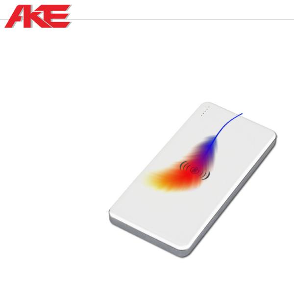 Fireproofing Marterial Portable Power Bank , Wireless Battery Bank High Safety