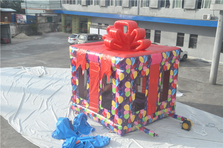 China 0.55mm PVC Christmas Inflatable Air Bouncer House Inflatable Trampoline wholesale